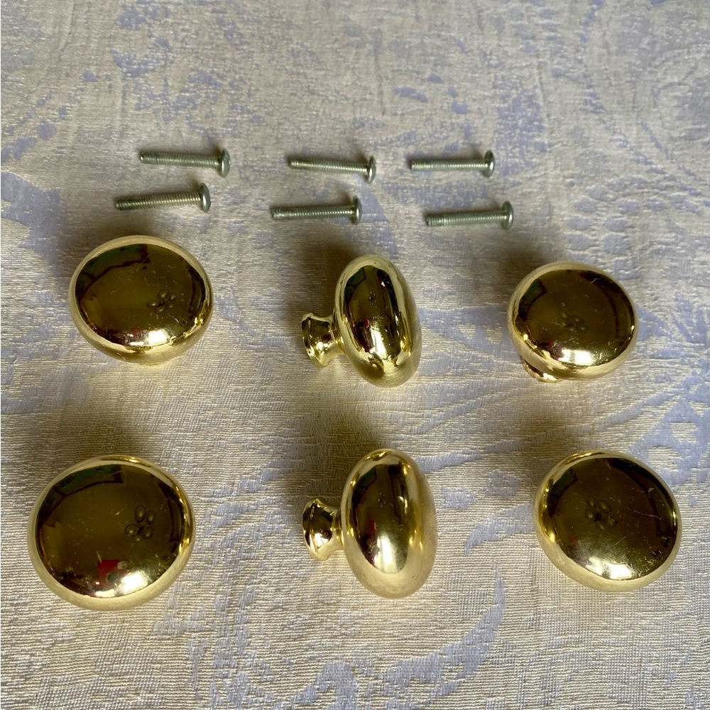 Brass Cabinet or Drawer Pulls Knobs